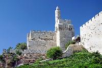 Цитадель. Так называемая «башня Давида». На самом деле это минарет, построенный около 1655 г.