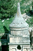 Гробница Авессалома. Крыша памятника.